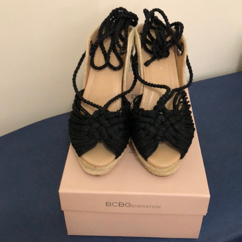 BCBG GENERATION BRAND NEW WEDGES